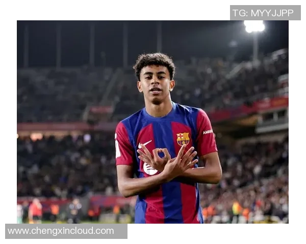 巴萨助教：压根不知最终谁先挑事的；亚马尔或许被嘘声影响